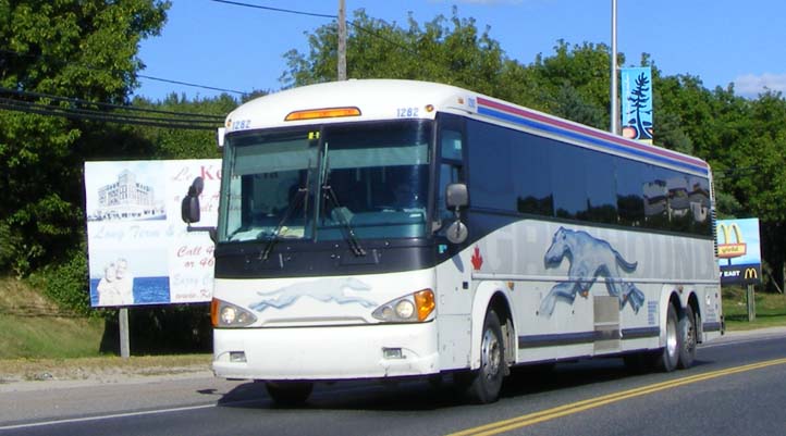 Greyhound Canada MCI D4505 1282